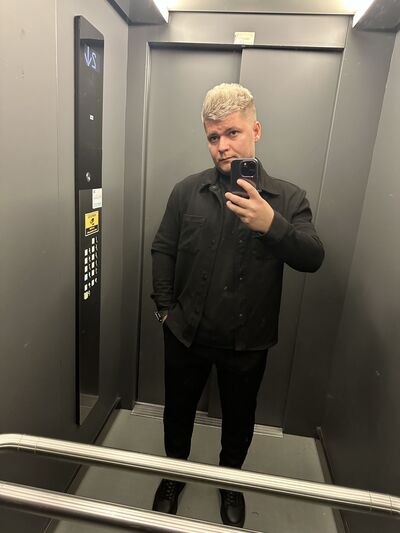  ,   Vladislav, 34 ,   ,   