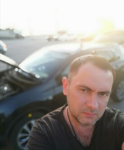 ,   Vlad Snejniy, 44 ,   ,   , c 