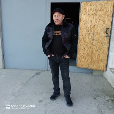  ,   Alexander, 50 ,   c 
