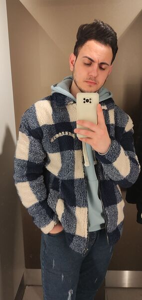  ,   Alex, 25 ,   ,   