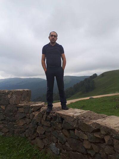  ,   Hayk, 33 ,   ,   , c 