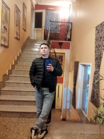  ,   Ruslan, 33 ,   ,   