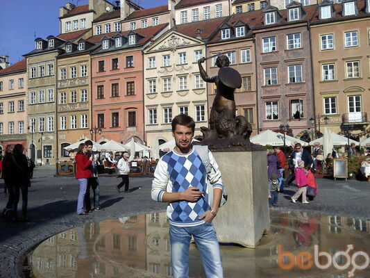  ,   Artur, 40 ,     , c 