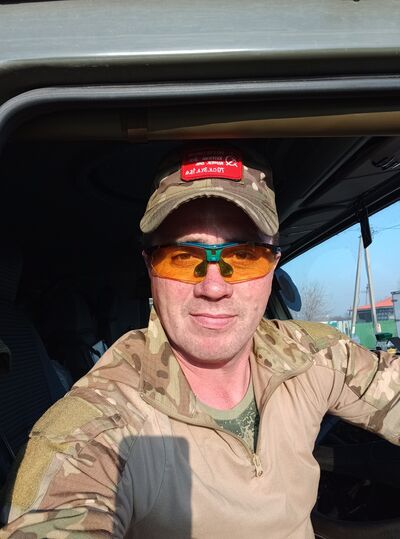  ,   Artyom, 44 ,   ,   , c 