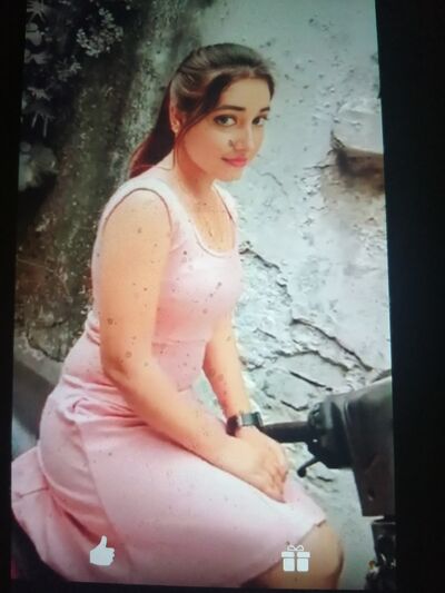  ,   Camila, 29 ,  