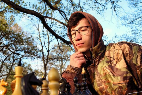  ,   Alexander, 24 ,   ,   , 