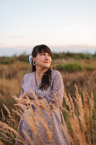  --,   Anna, 33 ,   ,   , c , 
