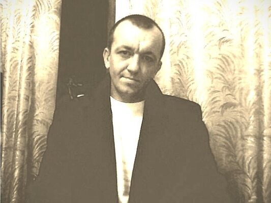  ,   Maks, 42 ,   