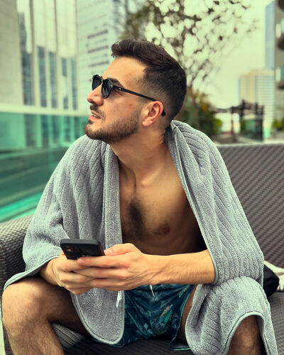  ,   Bunyad, 28 ,   ,   