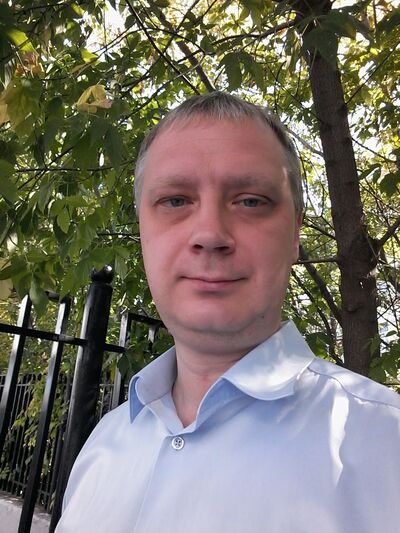  ,   Constantin, 52 ,   