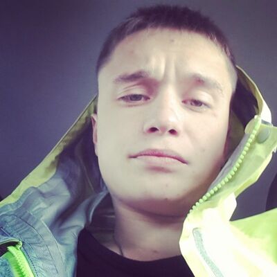 ,   Chris, 25 ,   ,   