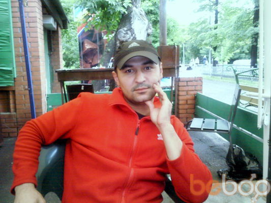  -,   Hasan, 42 ,     , c 