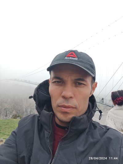  ,   Yorqinjon, 37 ,   ,   
