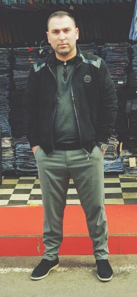  ,   Samir, 33 ,   ,   