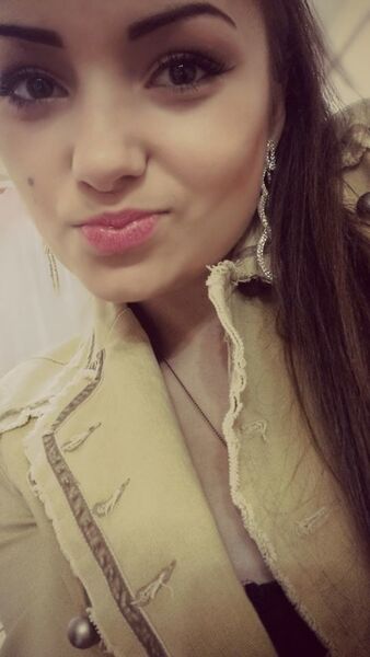  ,   Ana, 35 ,   ,   , c 