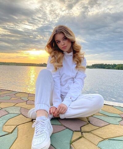  ,   Olga, 25 ,   ,   , c 