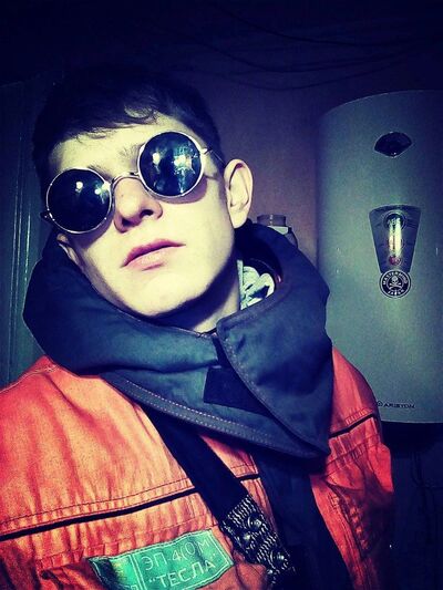  ,   STALKER, 24 ,   ,   , c , 