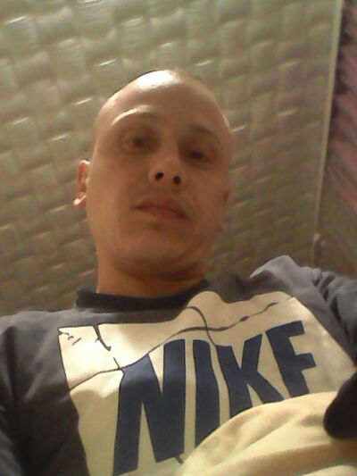  ,   Artem, 39 ,   ,   , c 