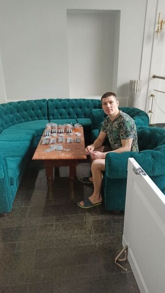  ,   Vitaly, 100 ,   ,   