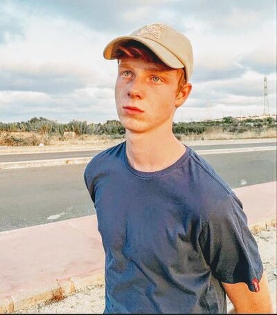  ,   Roman, 28 ,   ,   
