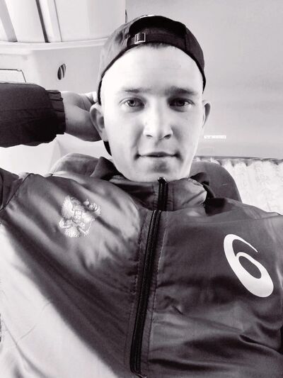  ,   Anton, 27 ,     , c , 
