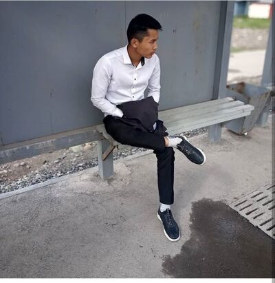  ,   Erkin, 26 ,   ,   , c 