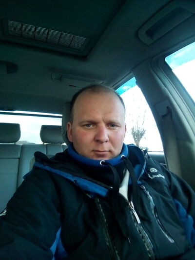  ,   Vitalii, 40 ,  