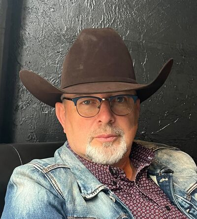  ,   Eric, 60 ,   ,   