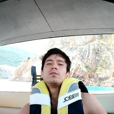  ,   Komol, 32 ,   ,   , c 