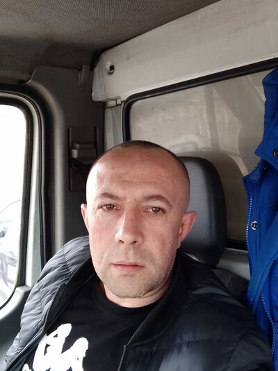  ,   Denis, 42 ,   ,   , c 
