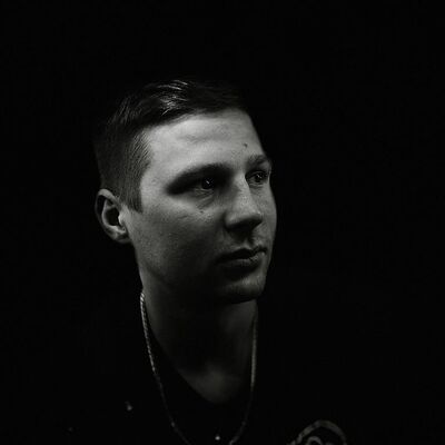  ,   Anton, 27 ,   ,   , c 