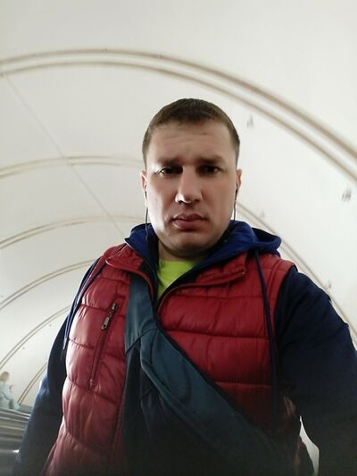  ,   Vladimir, 37 ,   ,   
