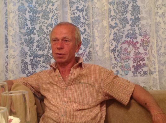  ,   Viktor, 63 ,  