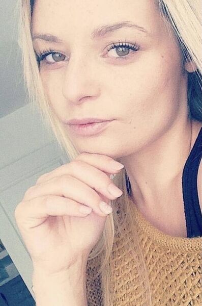  Aiguillon,   Lovia, 39 ,   ,   
