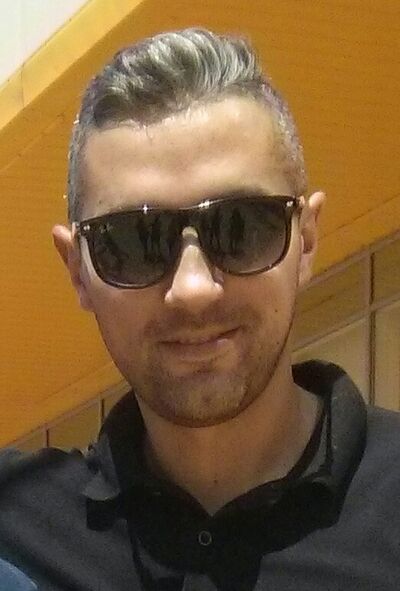  ,   Macho, 39 ,   ,   , c 