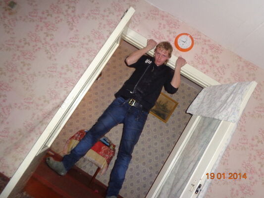  ,   Nikolai, 33 ,   