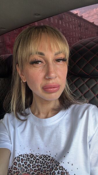  -,   Sasha, 35 ,   ,   