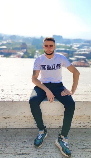  ,   Arman, 27 ,   ,   