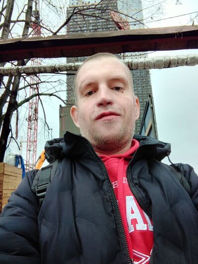  ,   Ivan, 38 ,     , c 