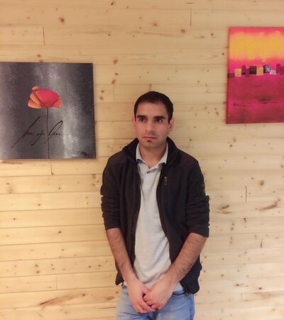  ,   Khan, 28 ,   ,   