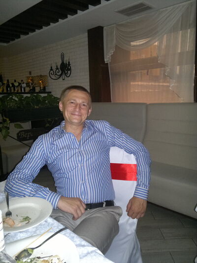  ,   Wolf, 52 ,  