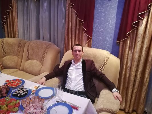 ,   Edvord, 33 ,   ,   , c 