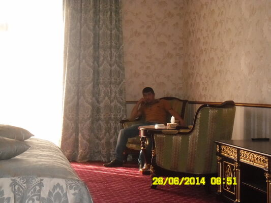  ,   Vitya, 43 ,  