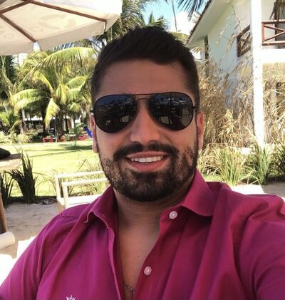  ,   Aleks, 39 ,   c , 