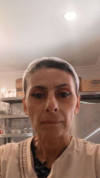  ,   Susi, 44 ,   ,   