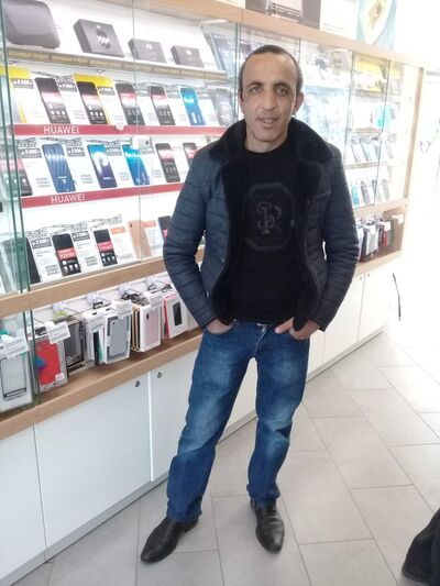  ,   Ikor, 43 ,   ,   