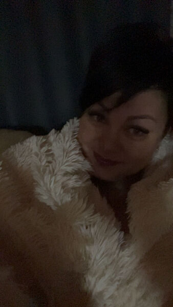  ,   Anna, 37 ,   ,   , c , 