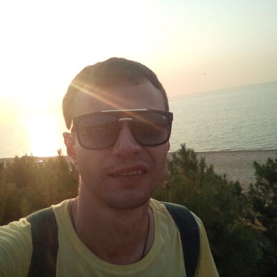  ,   Ivan, 31 ,  