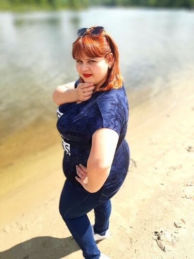  ,   Yanusya, 32 ,     , c 