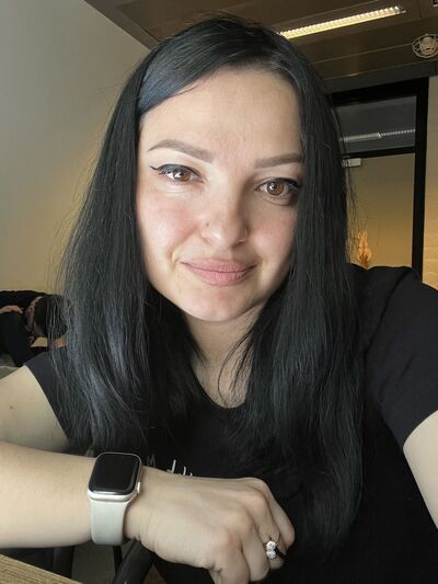  Oss,   Tamila, 36 ,     , c 